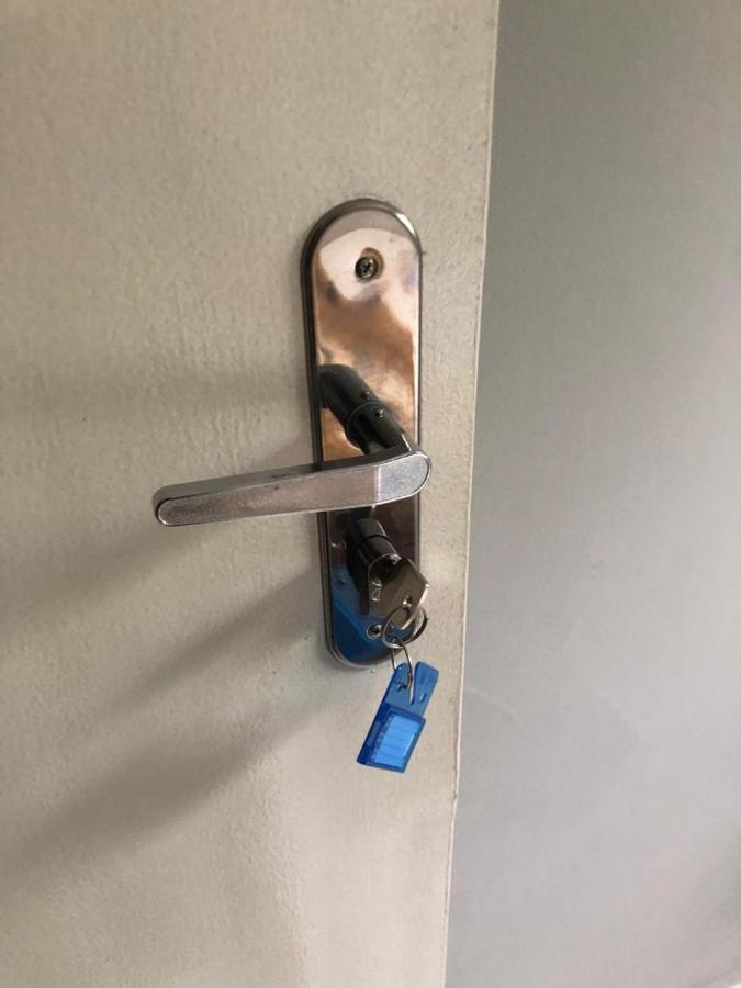 Hostel E Pousada Londrina Rodoviaria Centro Quartos Individuais Com Chave E Wi-Fi Luaran gambar