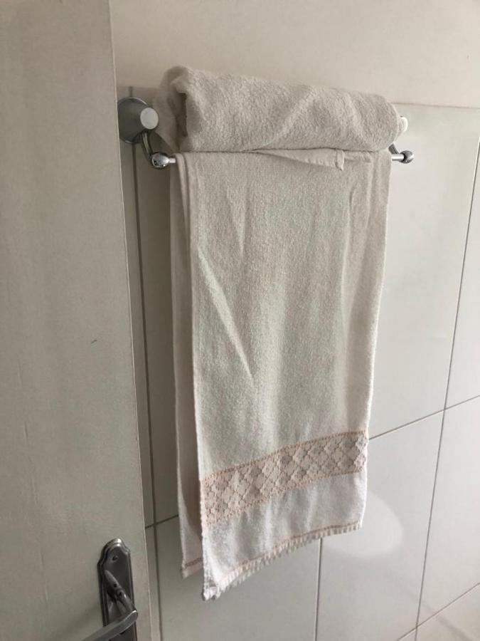 Hostel E Pousada Londrina Rodoviaria Centro Quartos Individuais Com Chave E Wi-Fi Luaran gambar